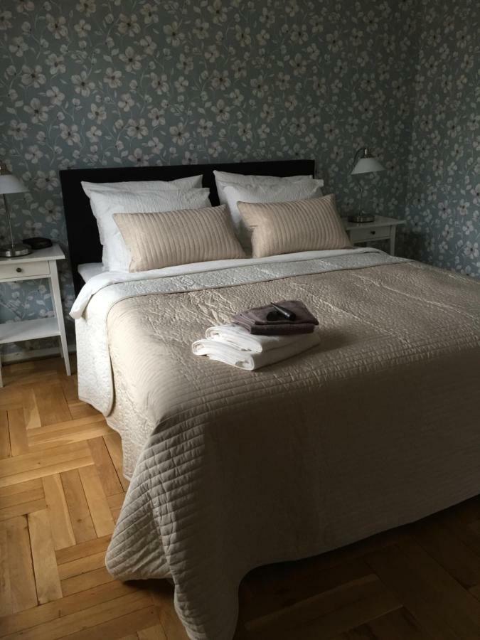 Bed And Breakfast Loft24 Heerlen Exterior foto